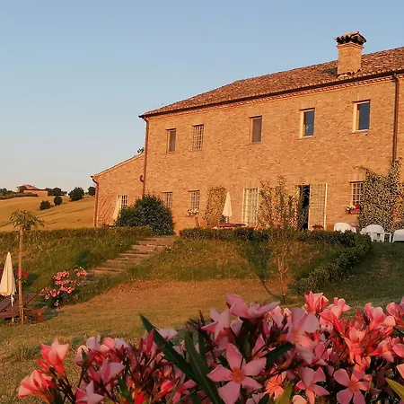 Il Giardino Nella Valle Belvedere Ostrense