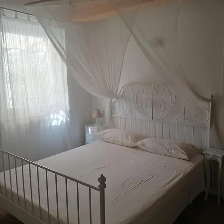 Il Giardino Nella Valle Belvedere Ostrense