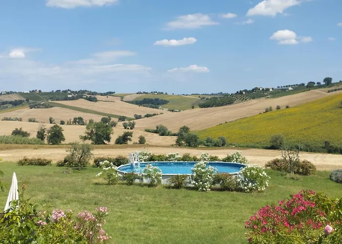 Il Giardino Nella Valle Belvedere Ostrense